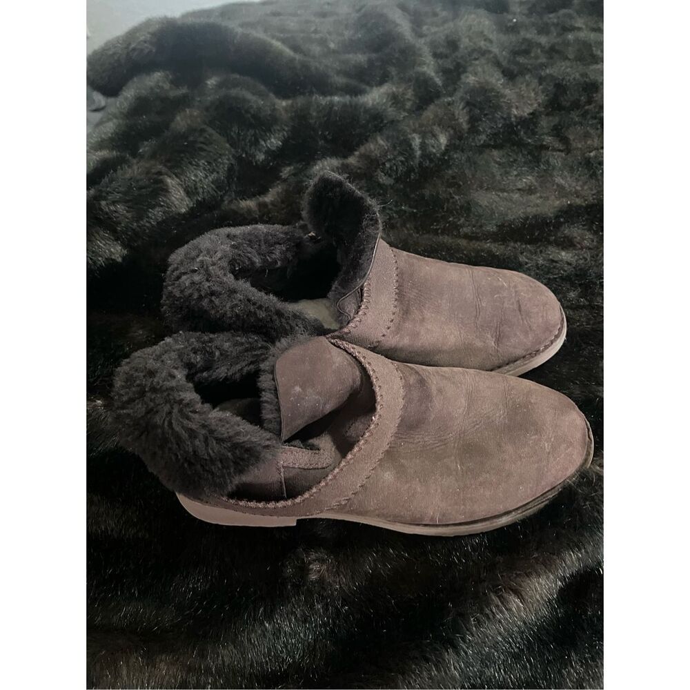 UGG‎ Women McKay Classic Brown Suede brown Shearling Lined Winter Boots Size 9.5